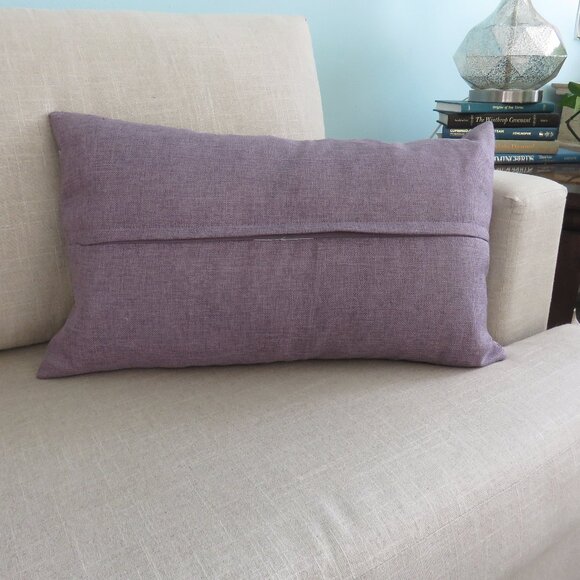 Lavender Purple Lilac Decorator Accent Pillow for Bed or Sofa Couch....625 - Picture 9 of 15